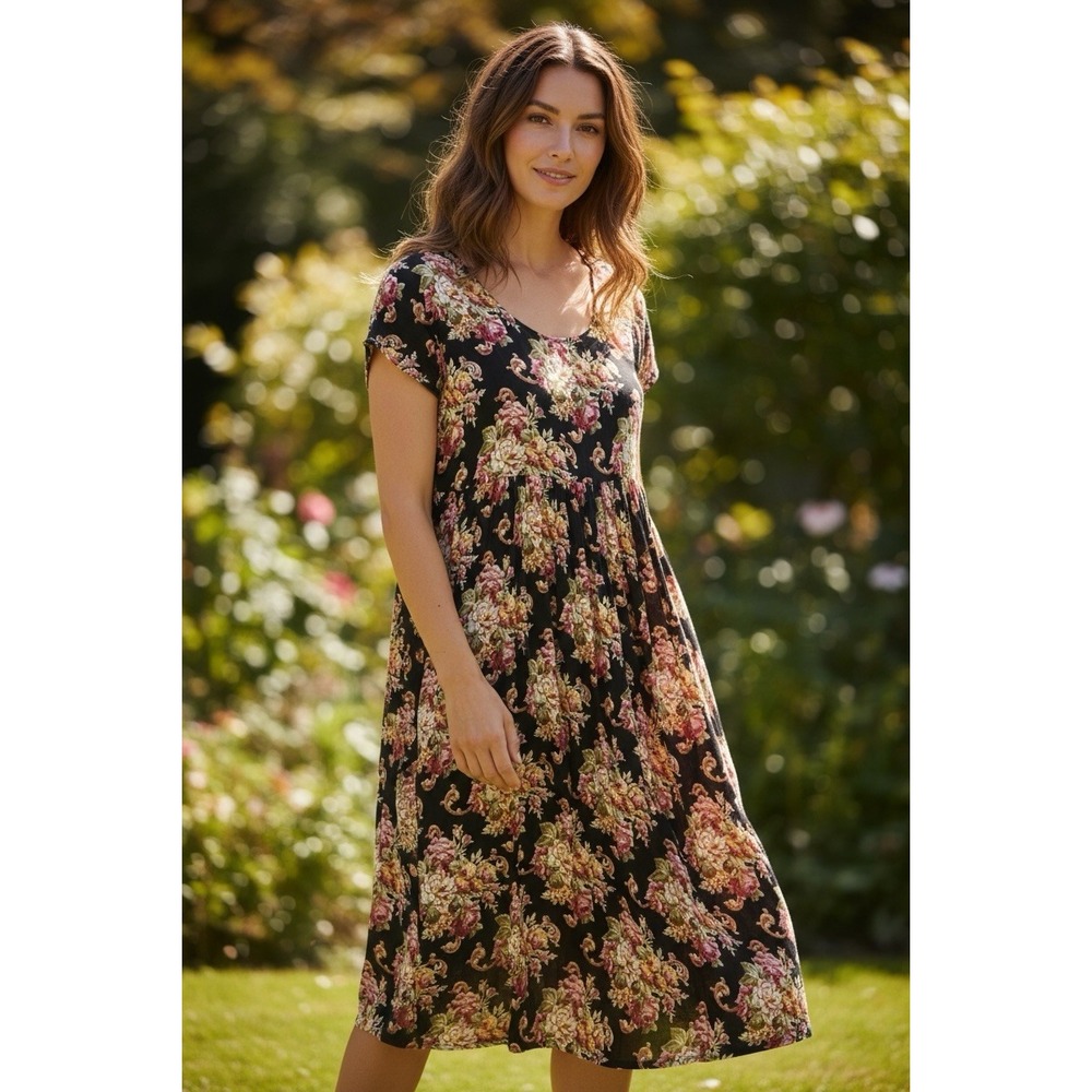 Vintage ZOE California USA Women's Maxi Dress Black Floral Rayon M/L Cottage